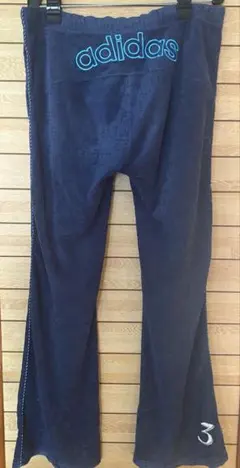 アディダス⭐️バックロゴのパイル地パンツ⭐️ネイビー