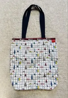 LeSportsac ✖️familiar コラボトートバッグ　正規品のサムネイル