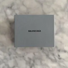 BALENCIAGA ギフト箱 グレー