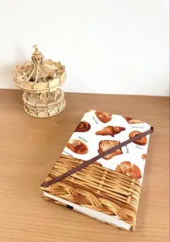 読書好きのブックカバー 単行本 四六判用