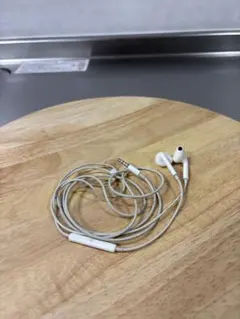 Apple iPhone 純正　有線イヤホン　3.5mmミニプラグ