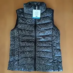 UNIQLO ULTRA LIGHT DOWN ヒョウ柄ダウンベスト