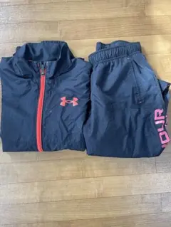 Under Armour あったかウィンドブレーカーパンツセット