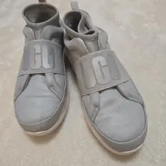 UGG ニュートラスニーカー スリッポン 24センチ