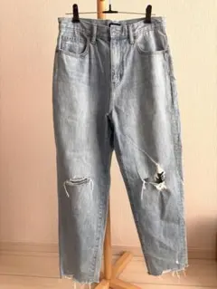 【美品】UNIQLO JEANS ダメージデニムパンツのサムネイル
