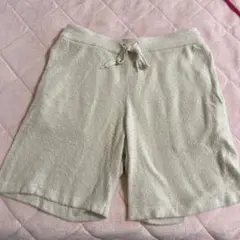 クリーム色ショートパンツ BROOKLYN刺繍
