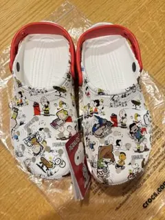 クロックス　スヌーピー　新品タグ付き　21cm クロックス] サンダル ピーナッツ スヌーピー Classic クラシック