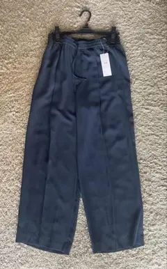 接触冷感UVカット吸水速乾ストレッチジョーゼット ワイド パンツ　ダークグリーン