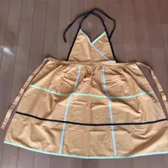 エプロンのサムネイル