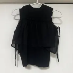 グレイル ブラックフリルオフショルダー半袖トップス ニット