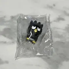 サンリオ　むぎゅぎゅ！パーカーフィギュア　バッドばつ丸　ガチャ　カプセルトイ