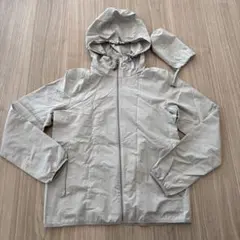 UNIQLO　ポケッタブルパーカー　ユニクロ