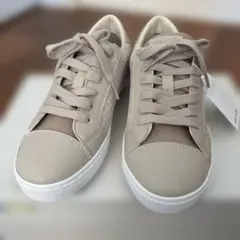 GEOX RESPIRA ベージュスニーカー