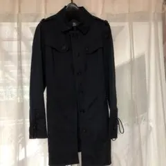 バーバリーのトレンチコート（ハーフ）