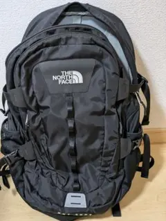 【美品】THE NORTH FACE HOT SHOT ブラックバックパック