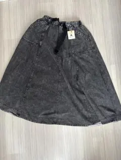 【新品未使用】niko and... ロングフレアデニムスカート