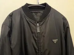 PRADA ブルゾン　三角ロゴプレート　ブラック