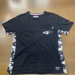 OUTDOORブラック/迷彩柄 Tシャツのサムネイル