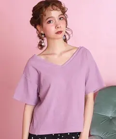 夏 トップス バックスタイルとくすみピンクが可愛い