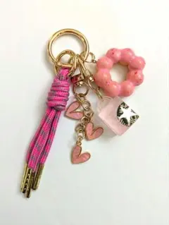 じゃらじゃらキーホルダー　バッグチャーム　キーチャーム　パラコード