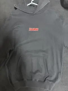 XLARGE ブラックパーカー フード付き