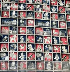 22fabric ユキエモン　108cm ×50cm TOYナイト レッド