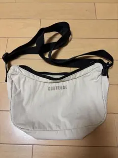 ショルダーバッグ ベージュ