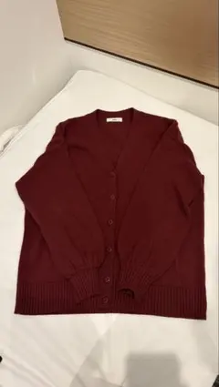 赤・バーガンディ Vネック 長袖カーディガン