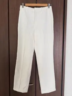 ユニクロ 感動パンツ ストレート 丈長め Mサイズ オフホワイト UVカット