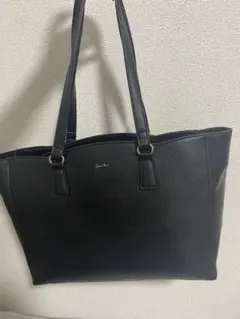 ブラック　トートバッグ 合成皮革　美品　限定品　就活　シンプル　おしゃれ　綺麗め