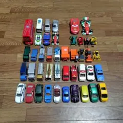 トミカ 80台ほど ケース付きセット ジャンク - メルカリ