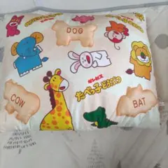 たべっ子どうぶつ　半立体クッション