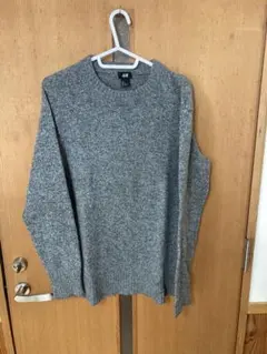 H&M グレー クルーネックニット Sのサムネイル