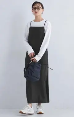 green label relaxing サテンキャミソールワンピース