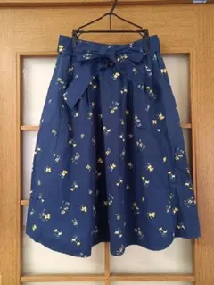 【まとめ買い対象】値下げ中　フレアスカート　花柄　共布ベルト付き