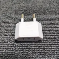 ホワイト 2ピン 変換プラグ