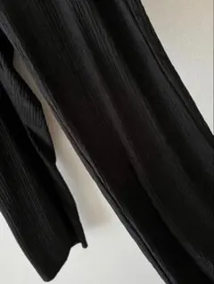 ブラック ワイドレッグパンツ 薄手ズボン M〜L
