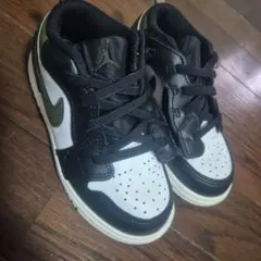 Nike Air Jordan 1 キッズスニーカー ブラック/オリーブ