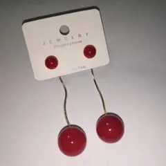 L*d様 【新品】揺れる 赤玉 ピアス