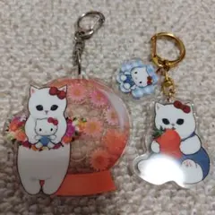 モフサンド ハローキティ コラボ アクリルキーホルダー 2点セットのサムネイル