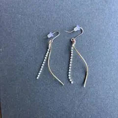 ゴールド ロングフープピアス クリスタル