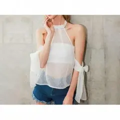 【シフォンのホルターネックトップス♡】袖リボン　透けありでセクシー　ドット柄　夏