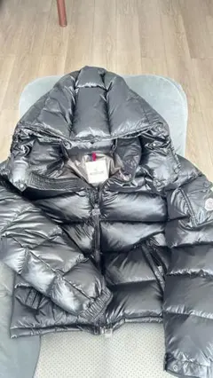 MONCLER ダウンジャケット 光沢 ブラック/