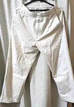 ユニクロ・コーデュロイイージーアンクルパンツ