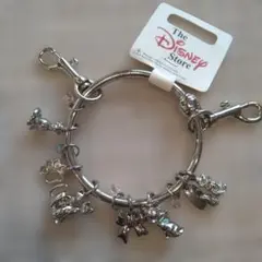 ディズニーストア 猫キーチェーン