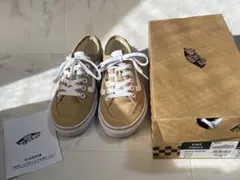 Item thumbnail for item 61d92f21-22ad-46d3-9010-e5387d12470c