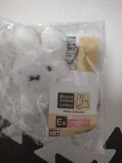 ミッフィー　一番くじ　E賞マスコットバッジ