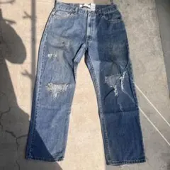 Levi's 505 レギュラーフィット ダメージデニム