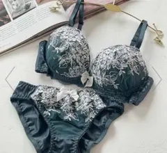 未開封　ブラ&ショーツセット　グリーン