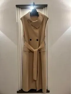 トレンチワンピース　ノースリーブ　ロングジレ　ベージュ　ウォッシャブル